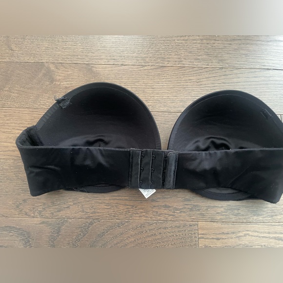 Victoria’s Secret Black Strapless Bra 36C - Picture 2 of 6
